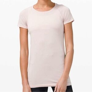Lululemon Athletic Short Sleeve Swiftly Light Pink - Size 4